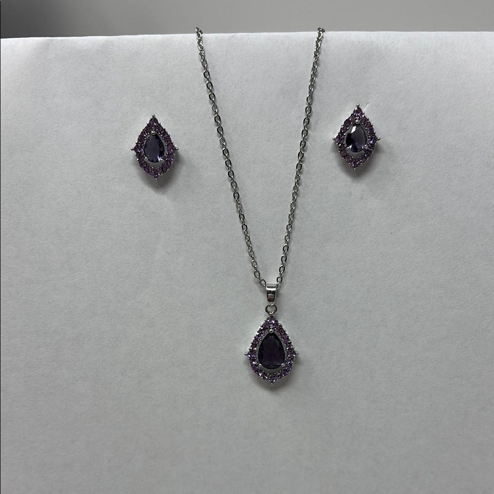 Elegant Purple Teardrop Necklace and Earring Set